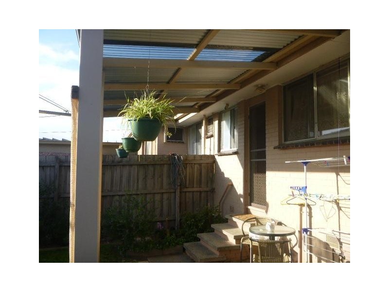 1/9 Rhoden Grove, Eumemmerring VIC 3177