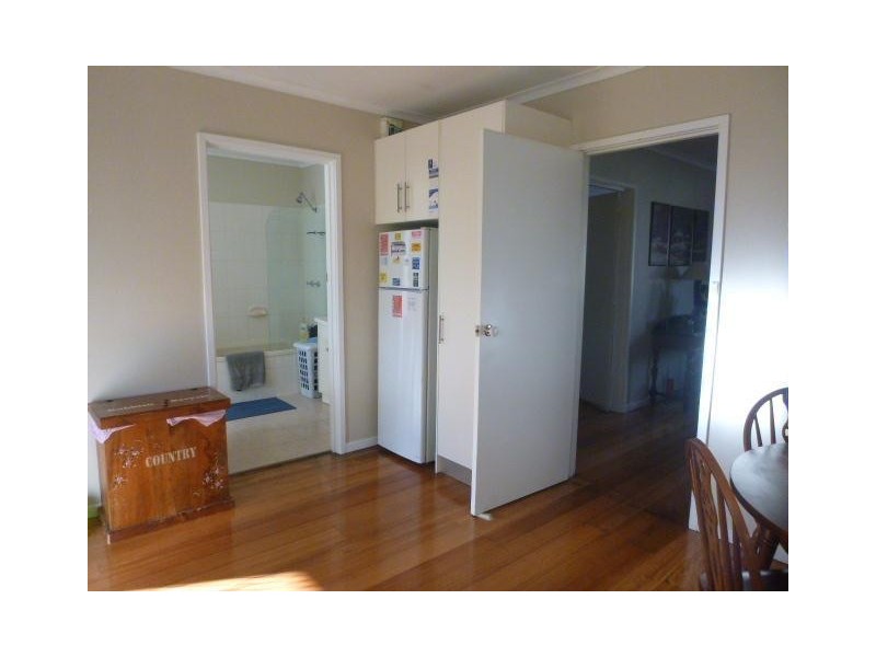 1/9 Rhoden Grove, Eumemmerring VIC 3177