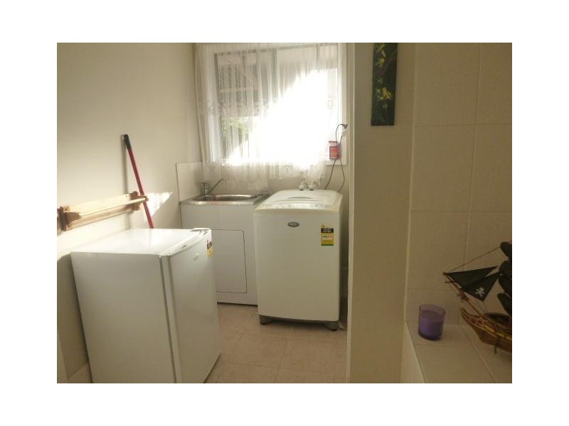 1/9 Rhoden Grove, Eumemmerring VIC 3177