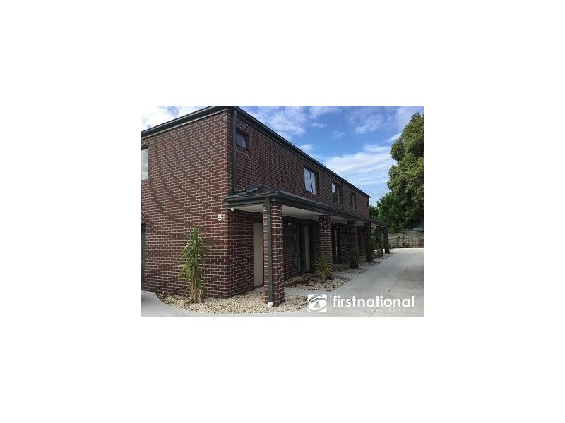 9/51 Henry Street, Pakenham VIC 3810