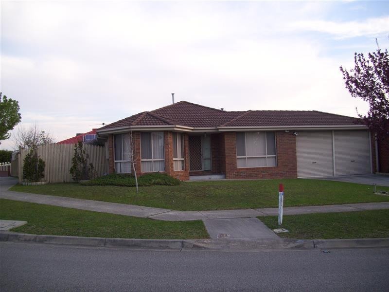 50 Bunbury Avenue, Narre Warren VIC 3805