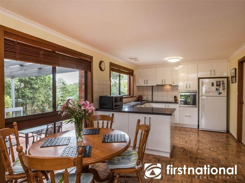 10 Sylvan Court, Dandenong North VIC 3175
