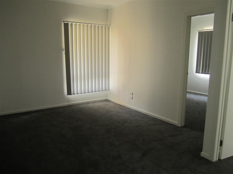 44 Flinders Park Drive, Officer VIC 3809