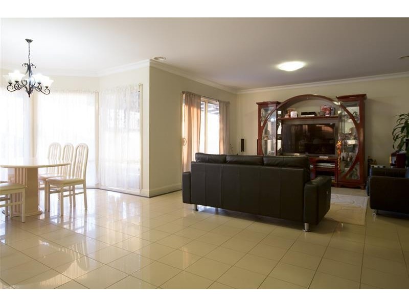 3 Grosvenor Place, Narre Warren North VIC 3804