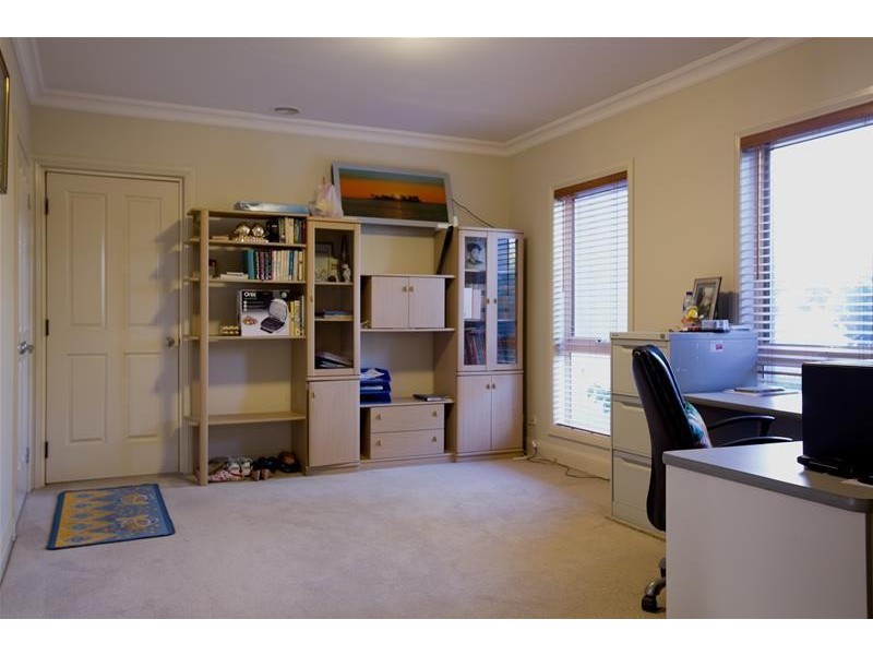 3 Grosvenor Place, Narre Warren North VIC 3804