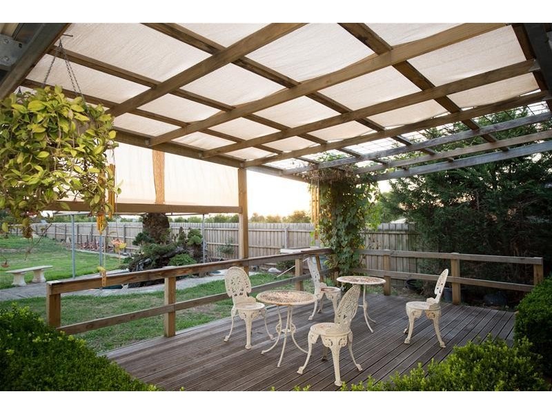 3 Grosvenor Place, Narre Warren North VIC 3804