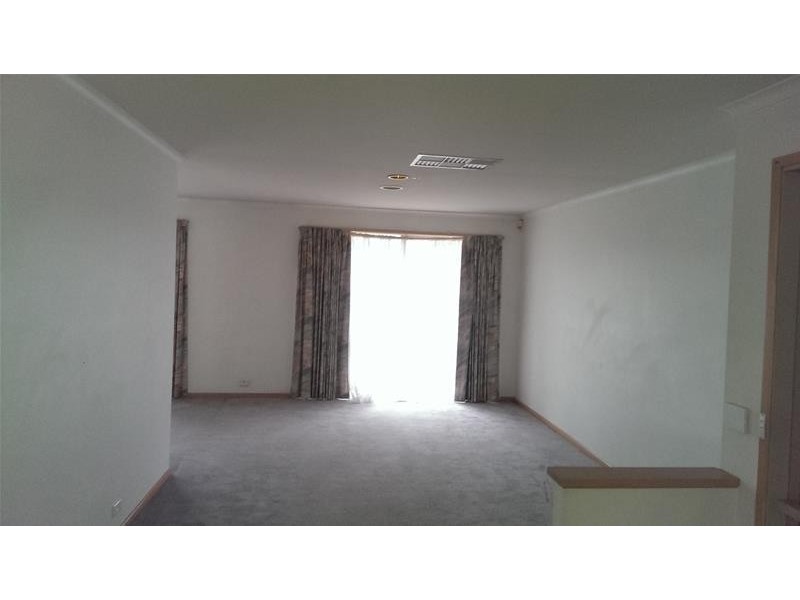 10 Karrum Karrum Court, Narre Warren South VIC 3805