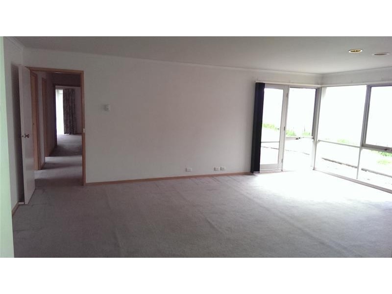 10 Karrum Karrum Court, Narre Warren South VIC 3805