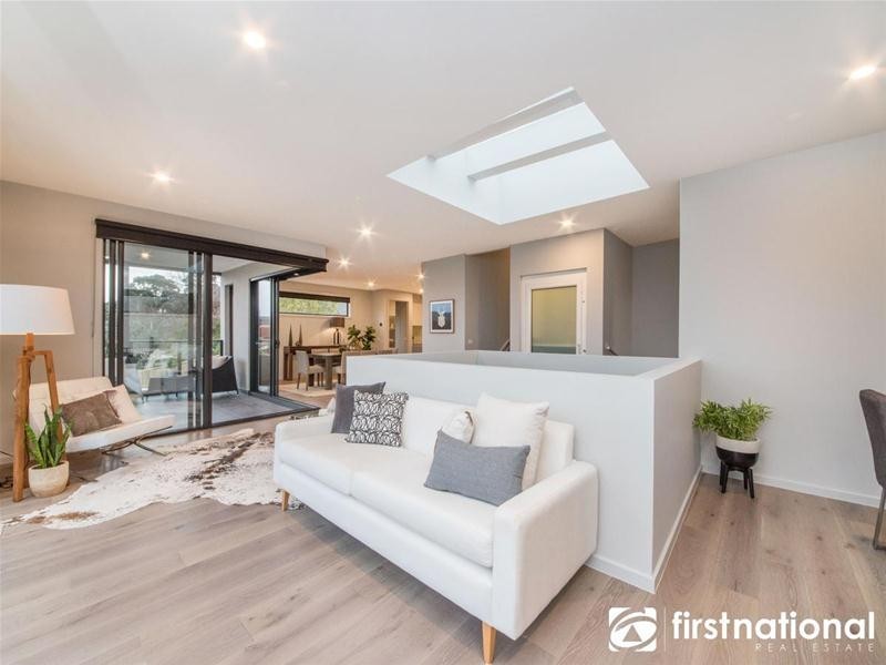 5 Bettina Court, Berwick VIC 3806