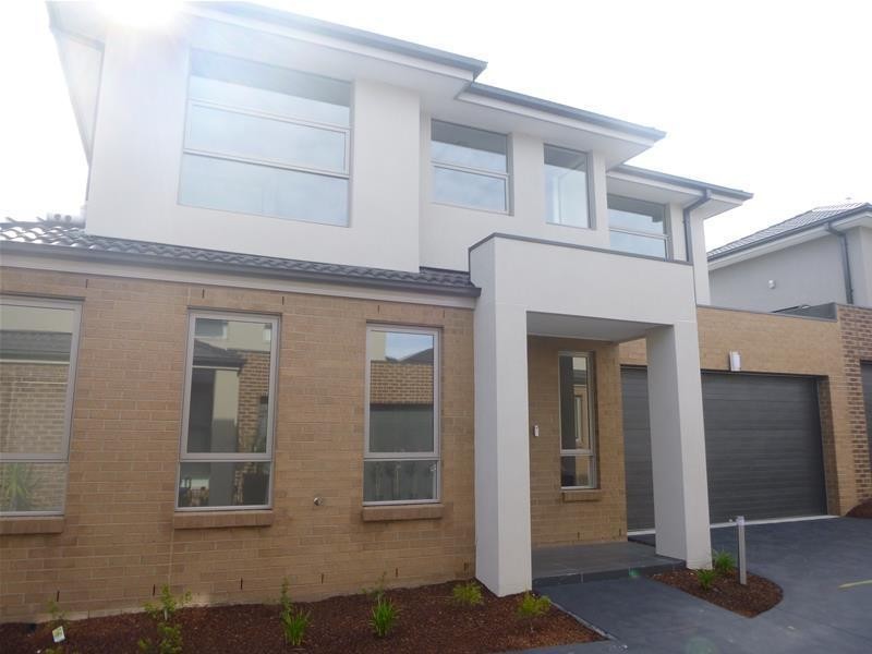 12/126 Kennington Park Drive, Endeavour Hills VIC 3802