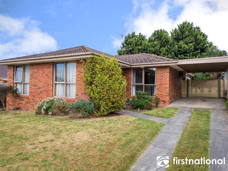 33 Columbia Road, Narre Warren VIC 3805