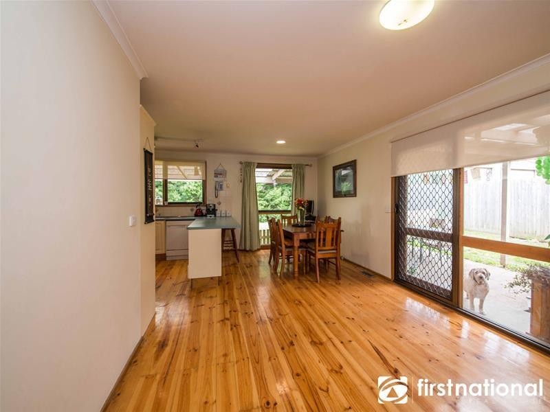 33 Columbia Road, Narre Warren VIC 3805