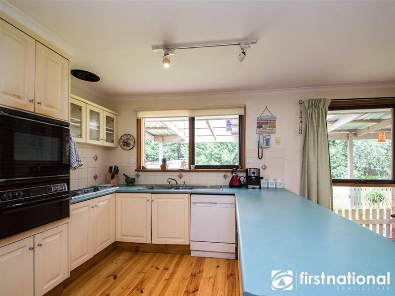 33 Columbia Road, Narre Warren VIC 3805