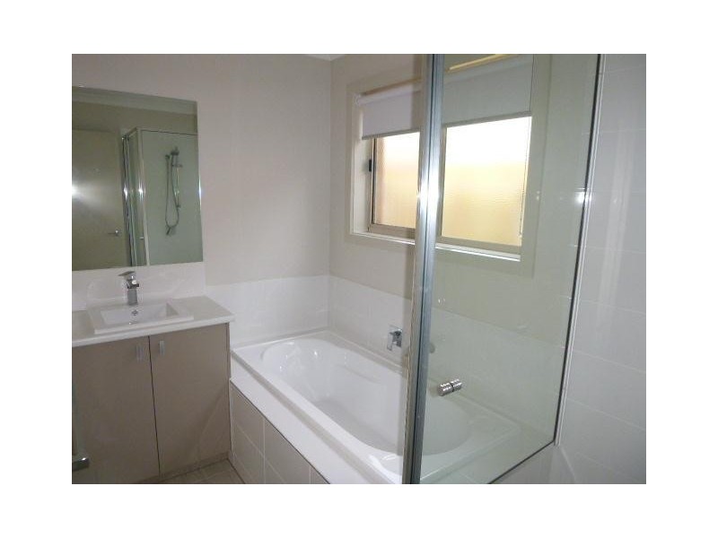 48 Belmont Crescent, Pakenham VIC 3810