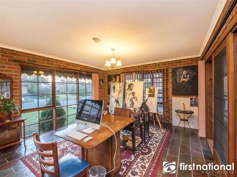 16 Howell Drive, Berwick VIC 3806