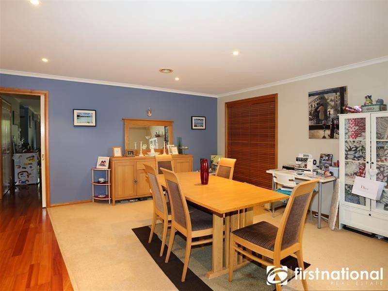 7 Samuel Close, Berwick VIC 3806