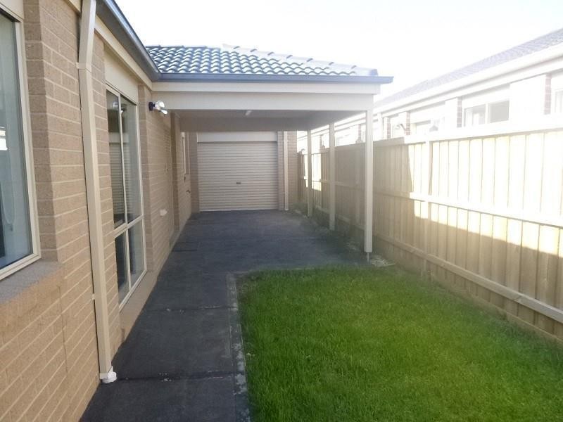 70 Frankland Street, Clyde North VIC 3978
