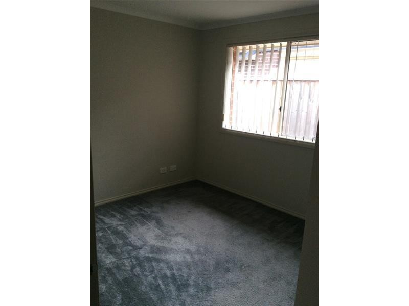 7 Howe Way, Cranbourne East VIC 3977