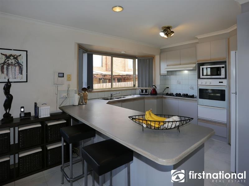 12 Lauren Drive, Hampton Park VIC 3976