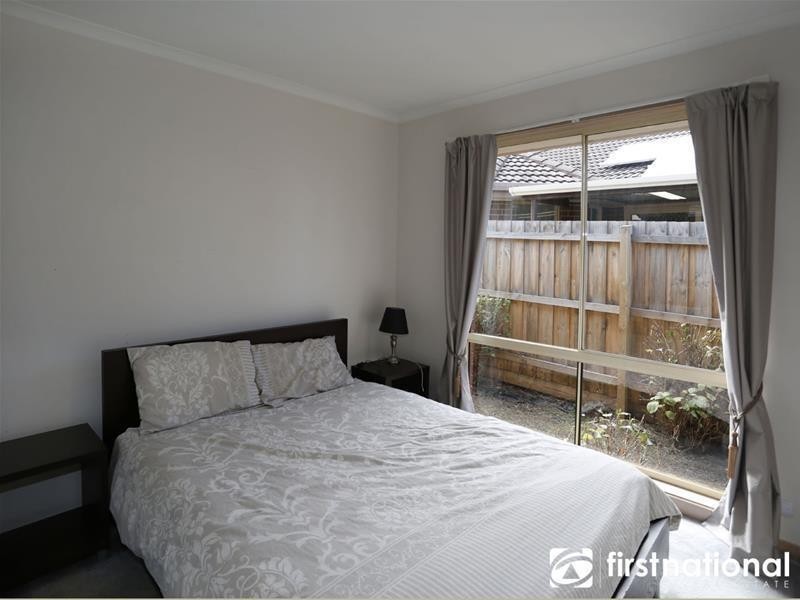 12 Lauren Drive, Hampton Park VIC 3976