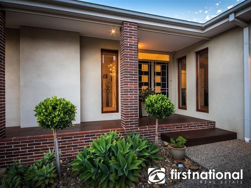 41 Bryn Mawr Boulevard, Berwick VIC 3806