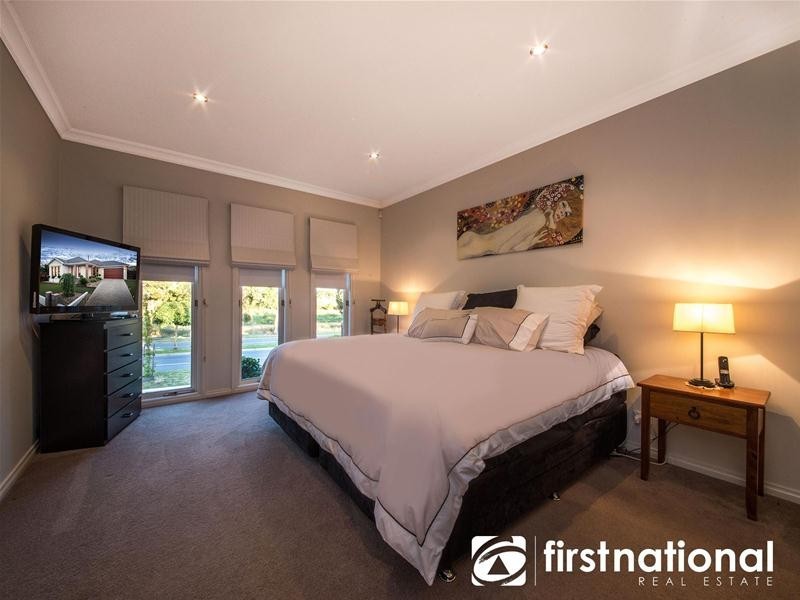 41 Bryn Mawr Boulevard, Berwick VIC 3806