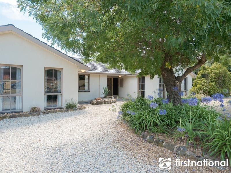 3 Sylvanwood Crescent, Narre Warren VIC 3805