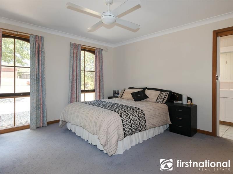 3 Sylvanwood Crescent, Narre Warren VIC 3805