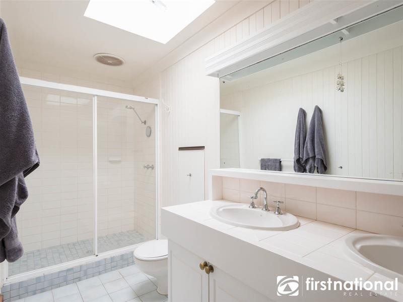 3 Sylvanwood Crescent, Narre Warren VIC 3805