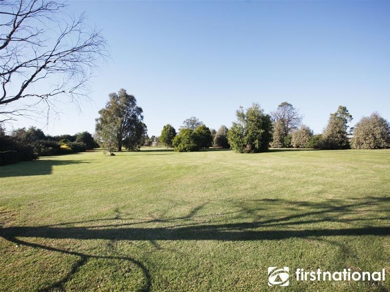 75 Oakview Lane, Nar Nar Goon VIC 3812