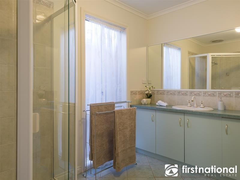 126 Avebury Drive, Berwick VIC 3806