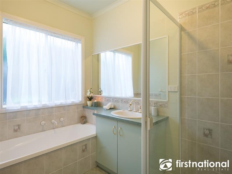 126 Avebury Drive, Berwick VIC 3806