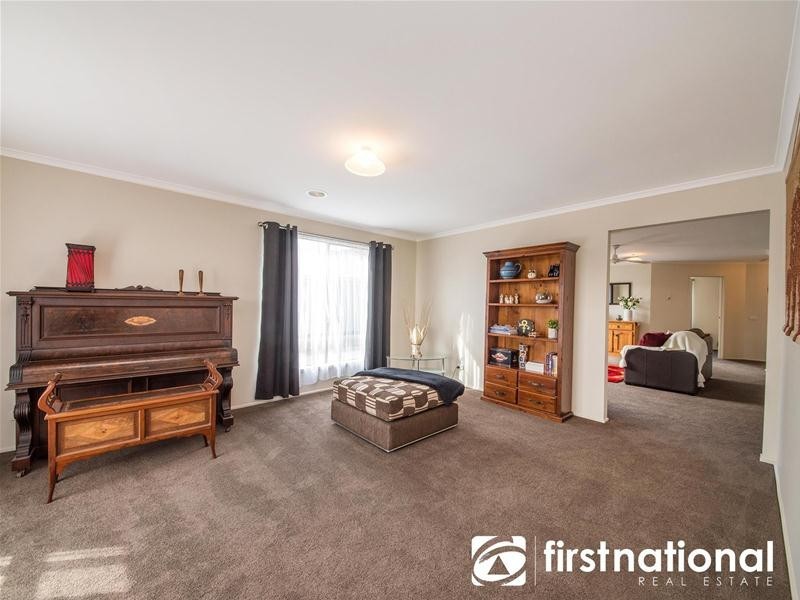 78 Racecourse Road, Pakenham VIC 3810