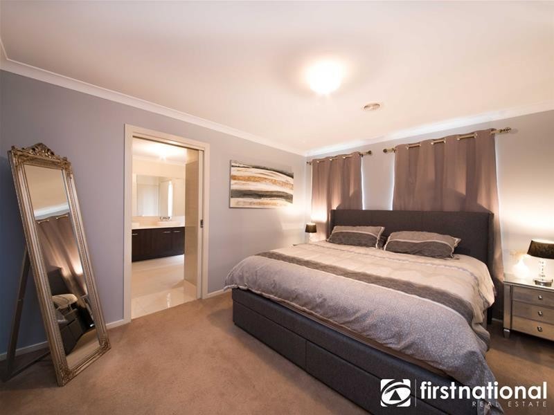 10 Alkoomi Court, Lynbrook VIC 3975