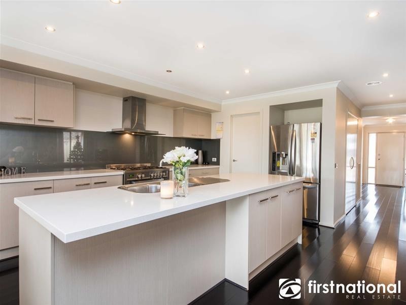 10 Alkoomi Court, Lynbrook VIC 3975