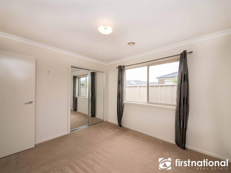 10 Alkoomi Court, Lynbrook VIC 3975