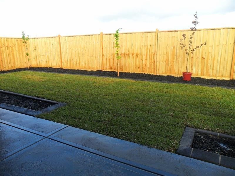 16 Denton Drive, Officer VIC 3809