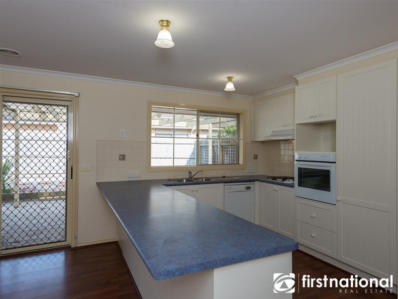 5 Justin Place, Pakenham VIC 3810
