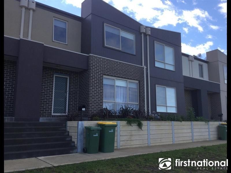 65 Atlantic Drive, Pakenham VIC 3810