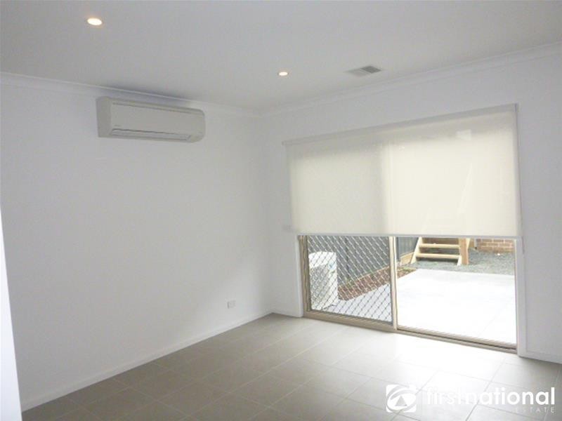 65 Atlantic Drive, Pakenham VIC 3810