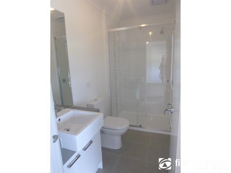 65 Atlantic Drive, Pakenham VIC 3810