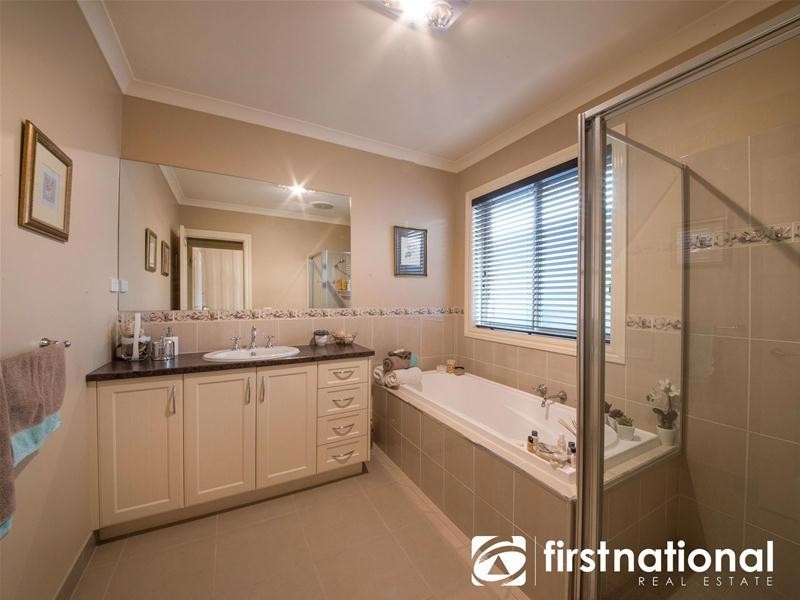 56 Jefferson Road, Garfield VIC 3814