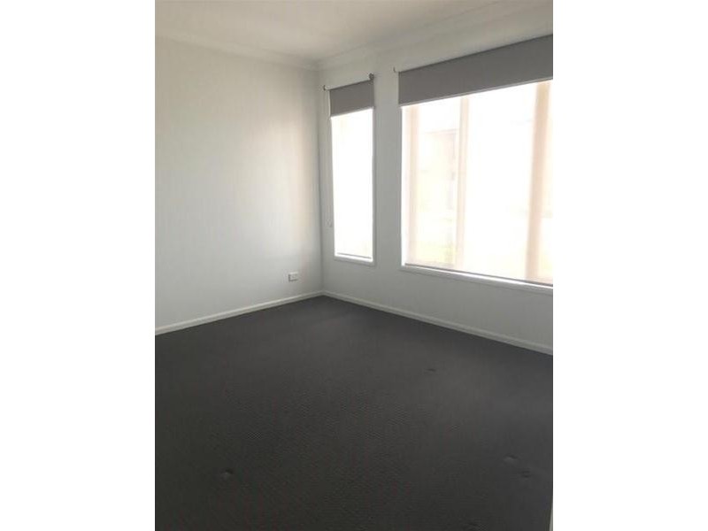 9 Manhattan Drive, Officer VIC 3809