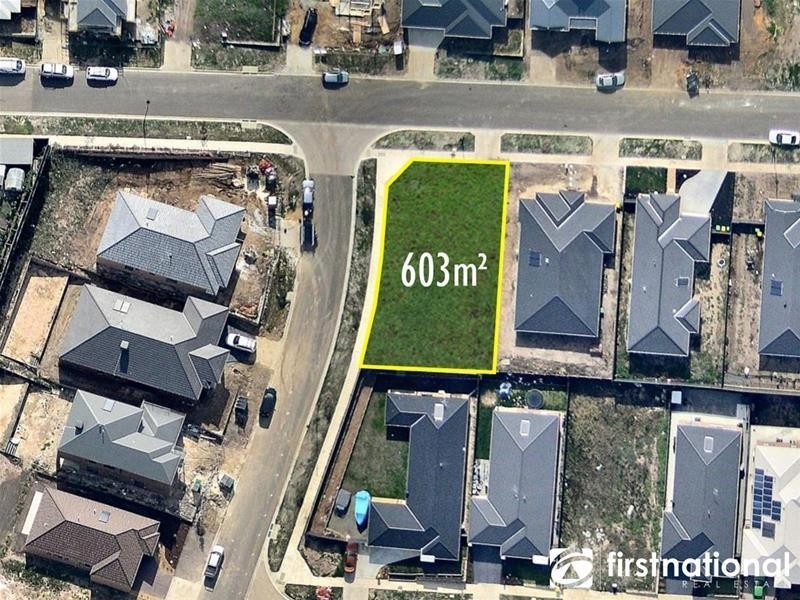 4 Ontario Drive, Pakenham VIC 3810