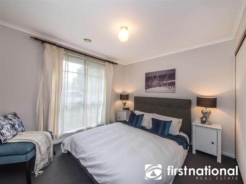 1/13 Nandina Road, Narre Warren VIC 3805