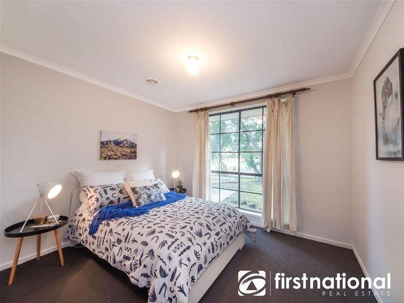 1/13 Nandina Road, Narre Warren VIC 3805
