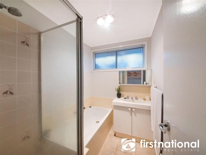 1/13 Nandina Road, Narre Warren VIC 3805