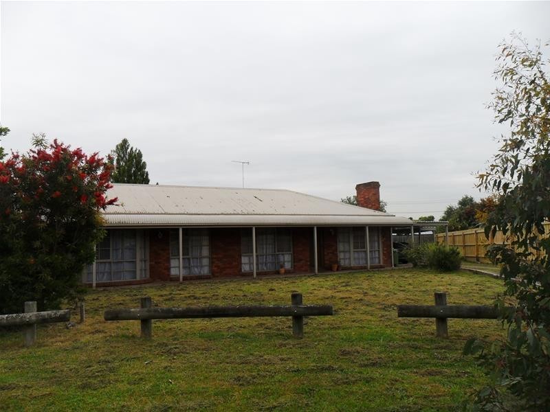 4 Ivy Court, Beaconsfield VIC 3807