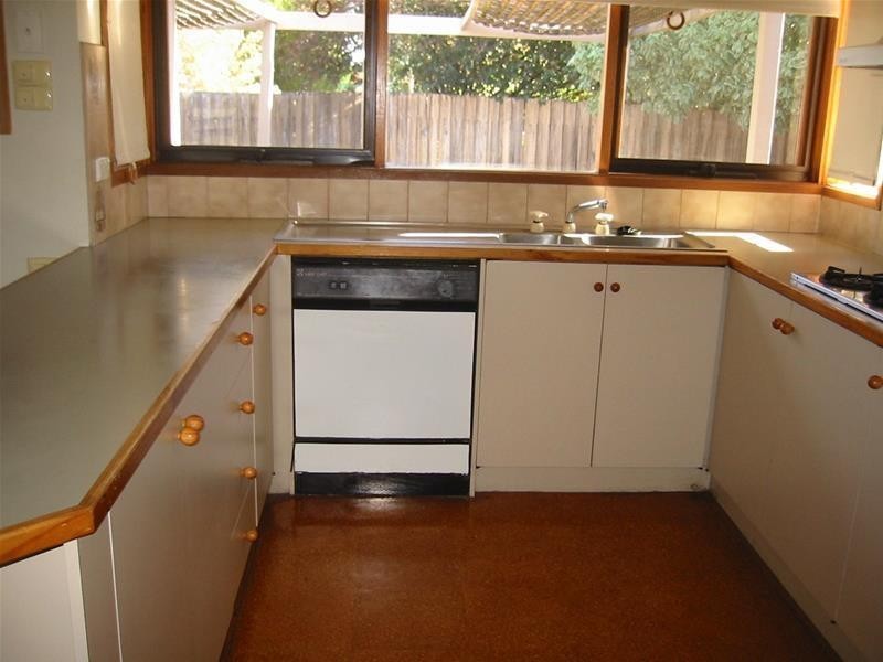 4 Ivy Court, Beaconsfield VIC 3807