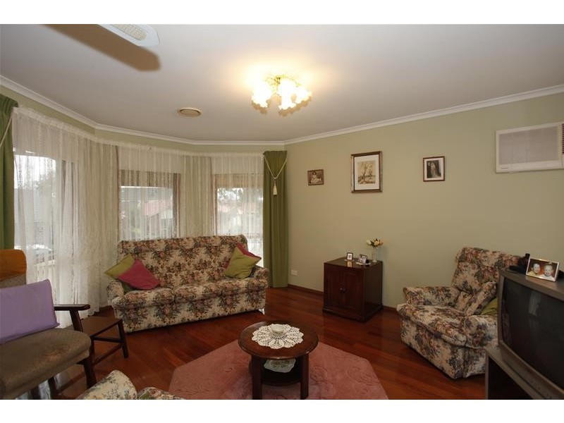 9 Tally Court, Berwick VIC 3806